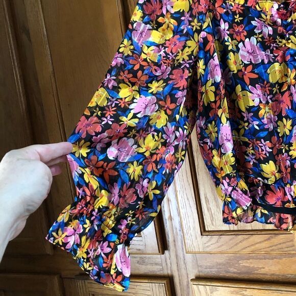 Anthropologie SKIES ARE BLUE Floral Balloon Sleeve Crop Top Metallic Stitch - XS - Picture 9 of 12